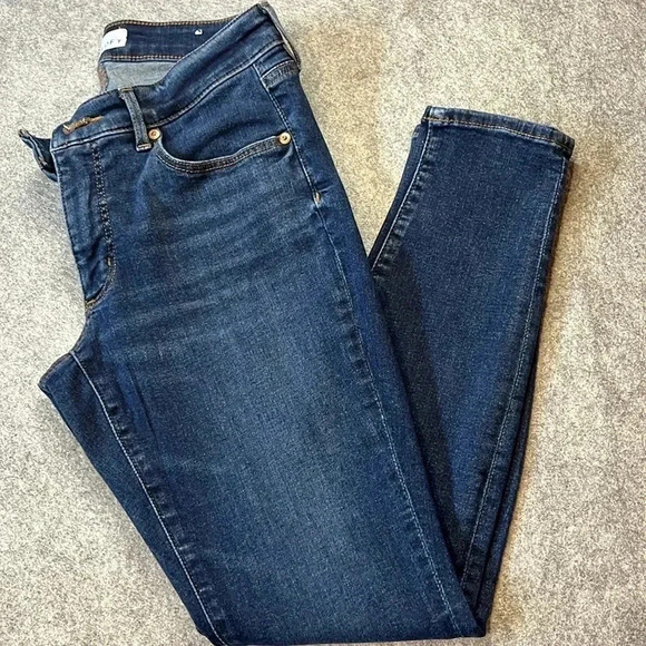 LOFT Curvy Skinny Crop. Dark Wash, 26. - Picture 3 of 11